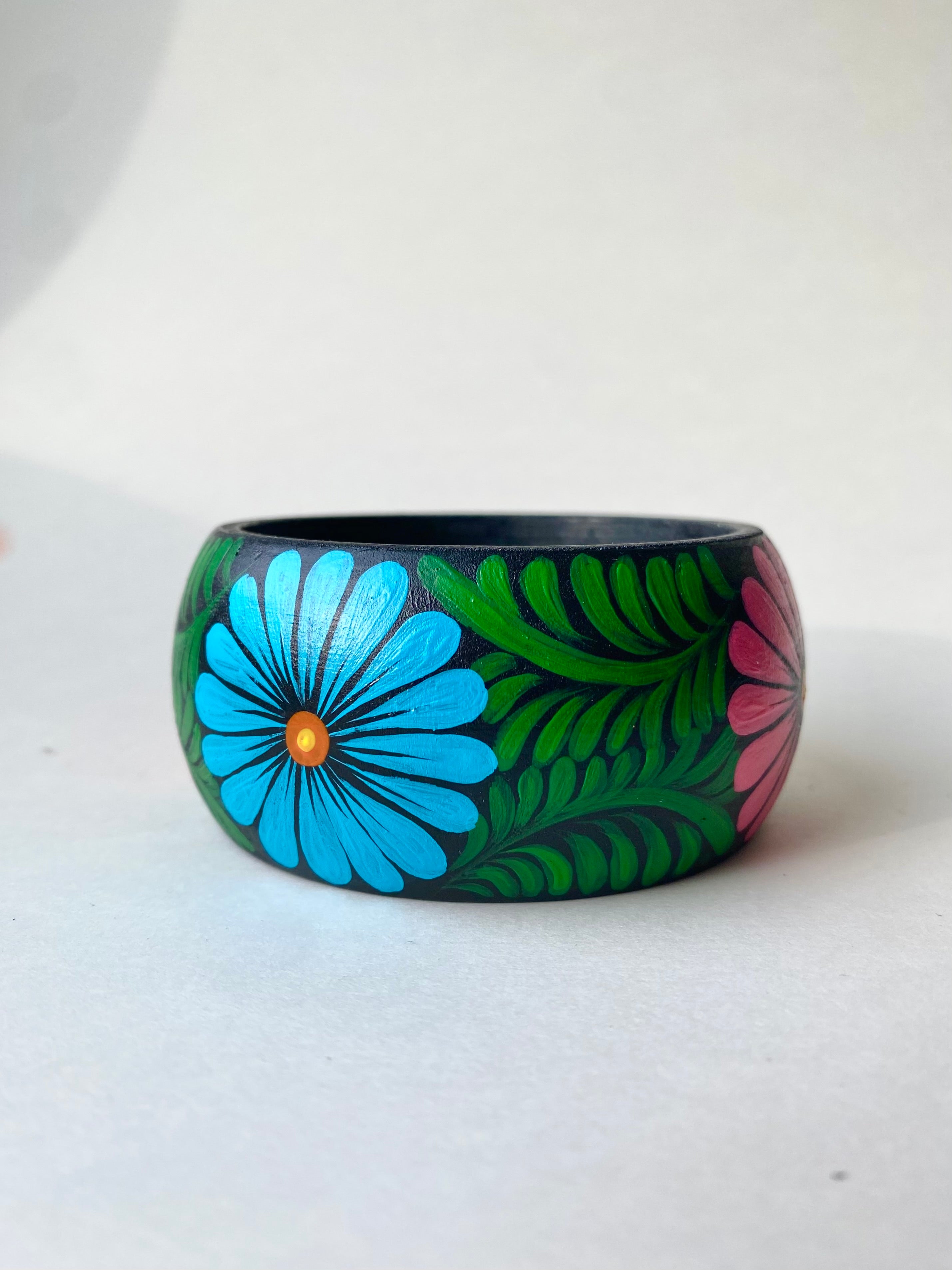 Hand Painted Wooden Bangle Bracelet – Kendra Limon Art Hand Painted Wooden Bangle Bracelet – Kendra Limon Art